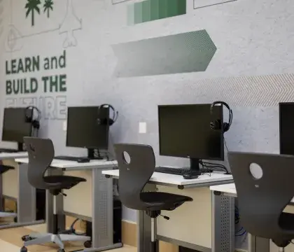 المختبر الرقمي 02