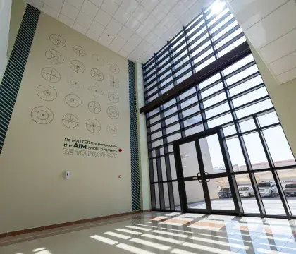 طابق المبنى التعليمي 015